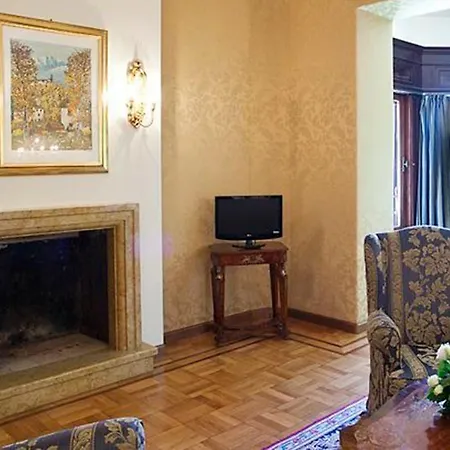 Park Potenziani Ξενοδοχείο 4*